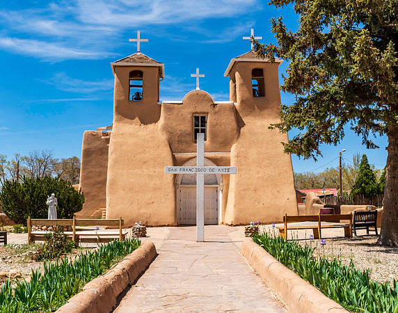 San Francisco De Asis Church